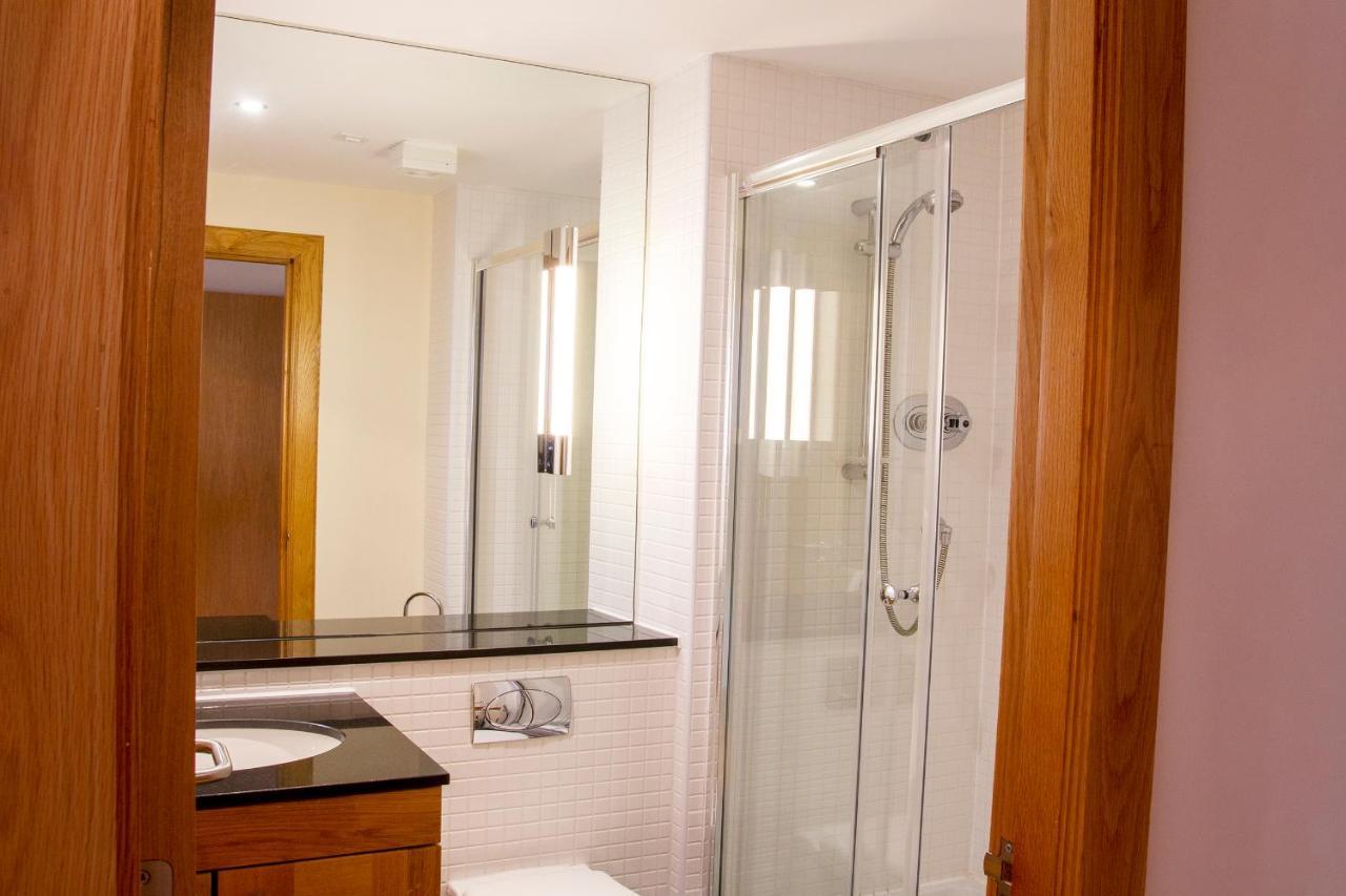 Links Apartment Brora Exterior foto