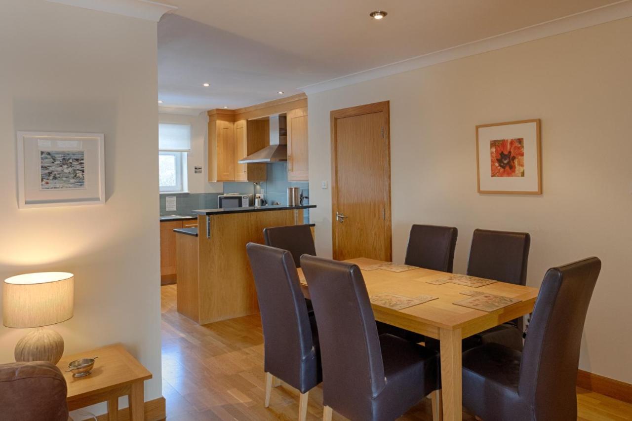 Links Apartment Brora Exterior foto